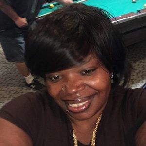 Meet your Posher, Lucretia